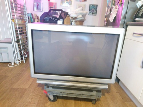 Toshiba 36zp18p crt tv - crt, hd