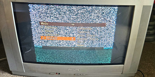 Philips widescreen crt tv - 24",