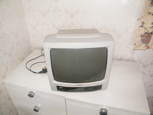 Phillips inch crt tv - phillips,